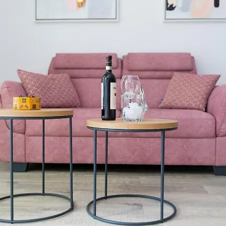 Appartement Prekrasni Apartman Roza S Velikom Terasom *